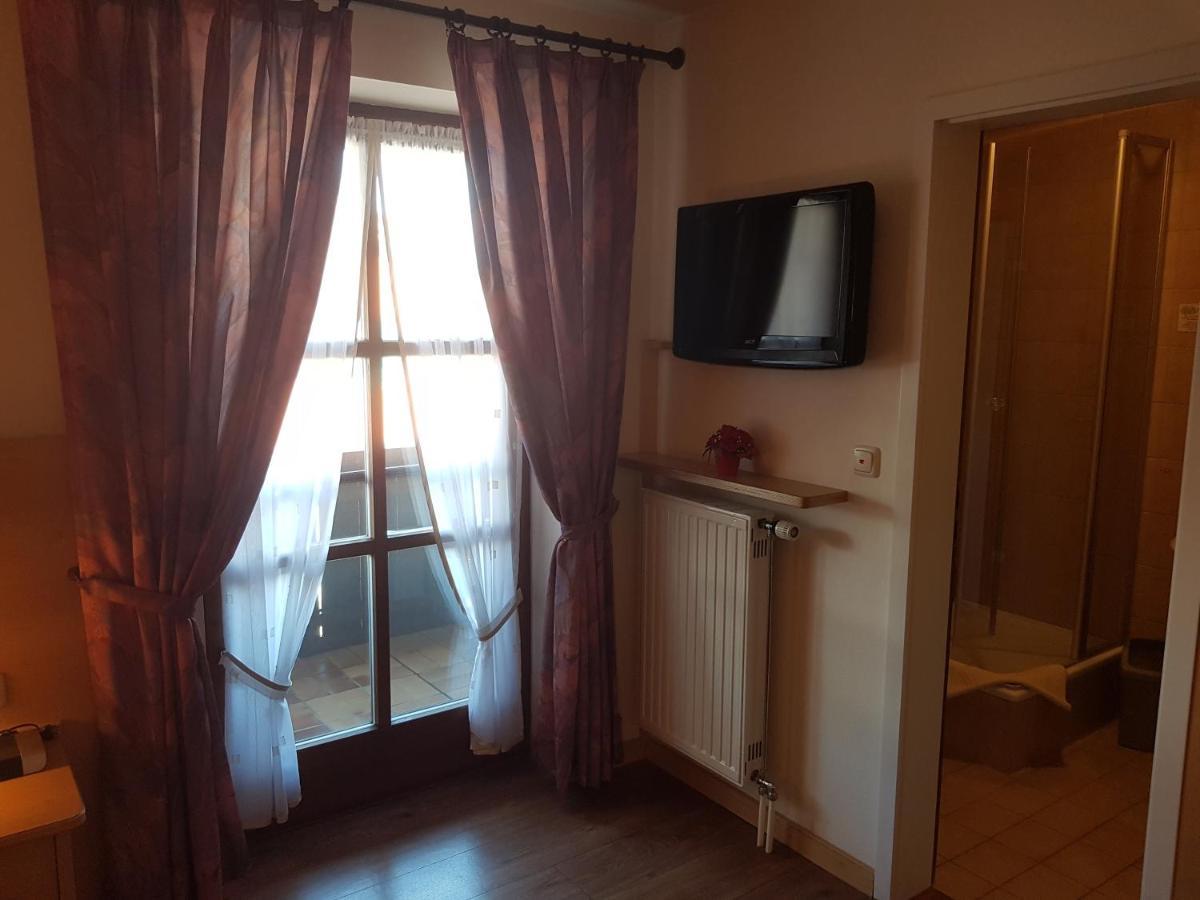 La Locanda Ristorante Pizzeria Garni Ohlstadt Buitenkant foto